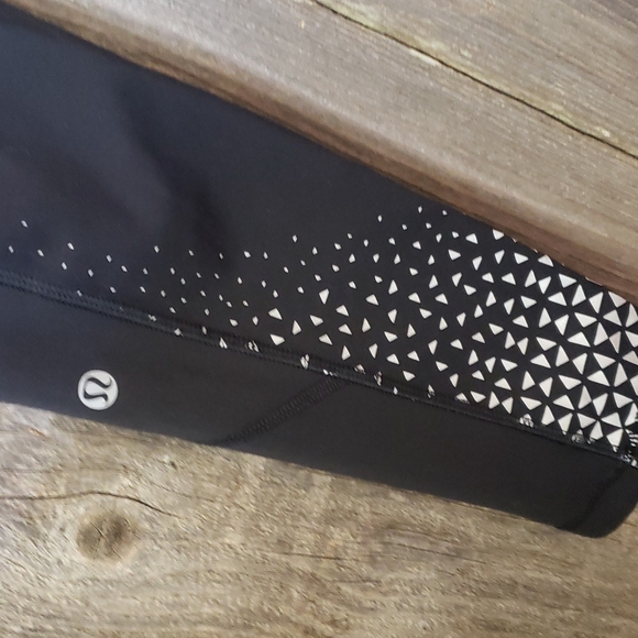 Lululemon Leggings - Picture 6 of 7